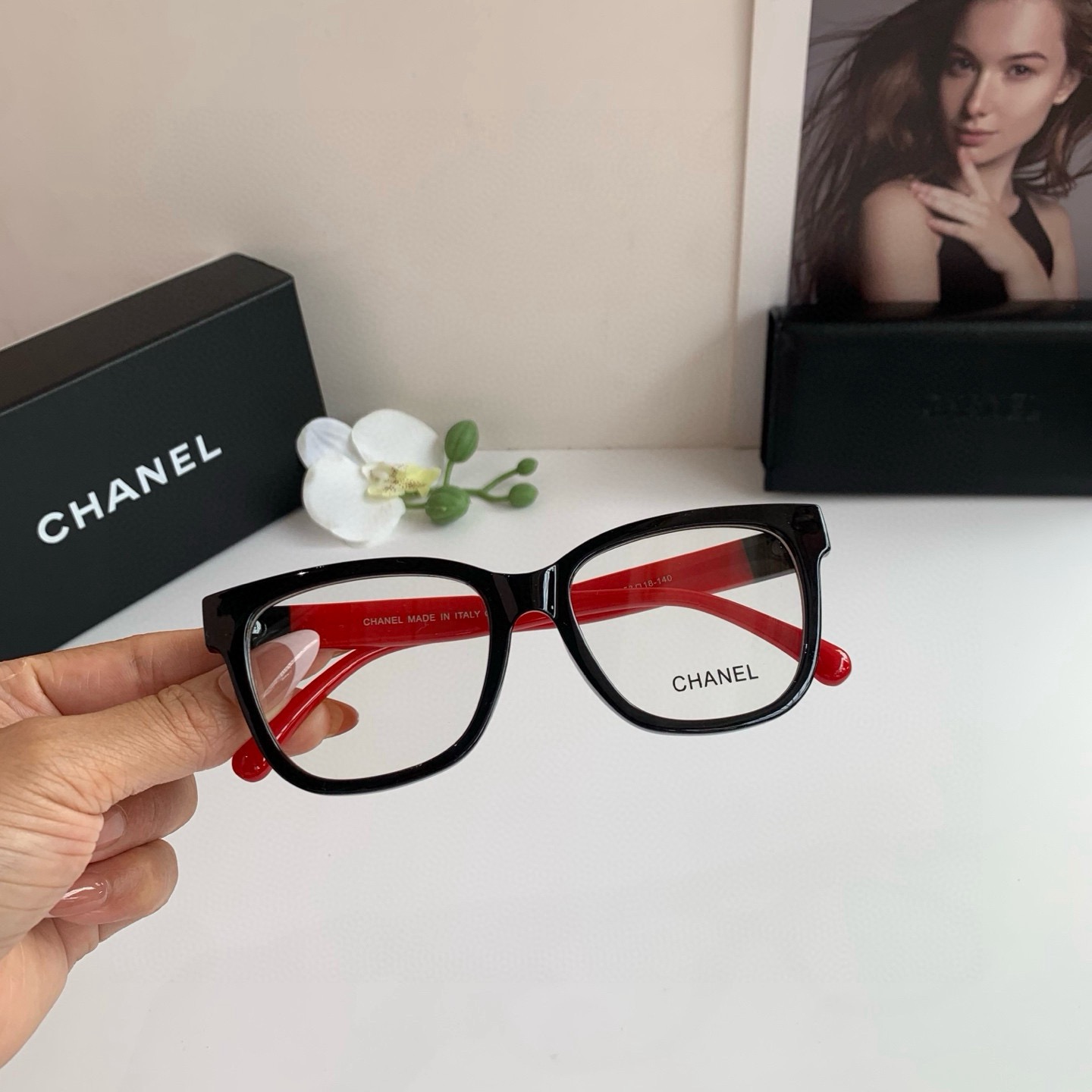 <p>CHANEL 香奈儿 经典新款防蓝光光学镜 时尚法式氛围复古眼镜 多色可选 </p>