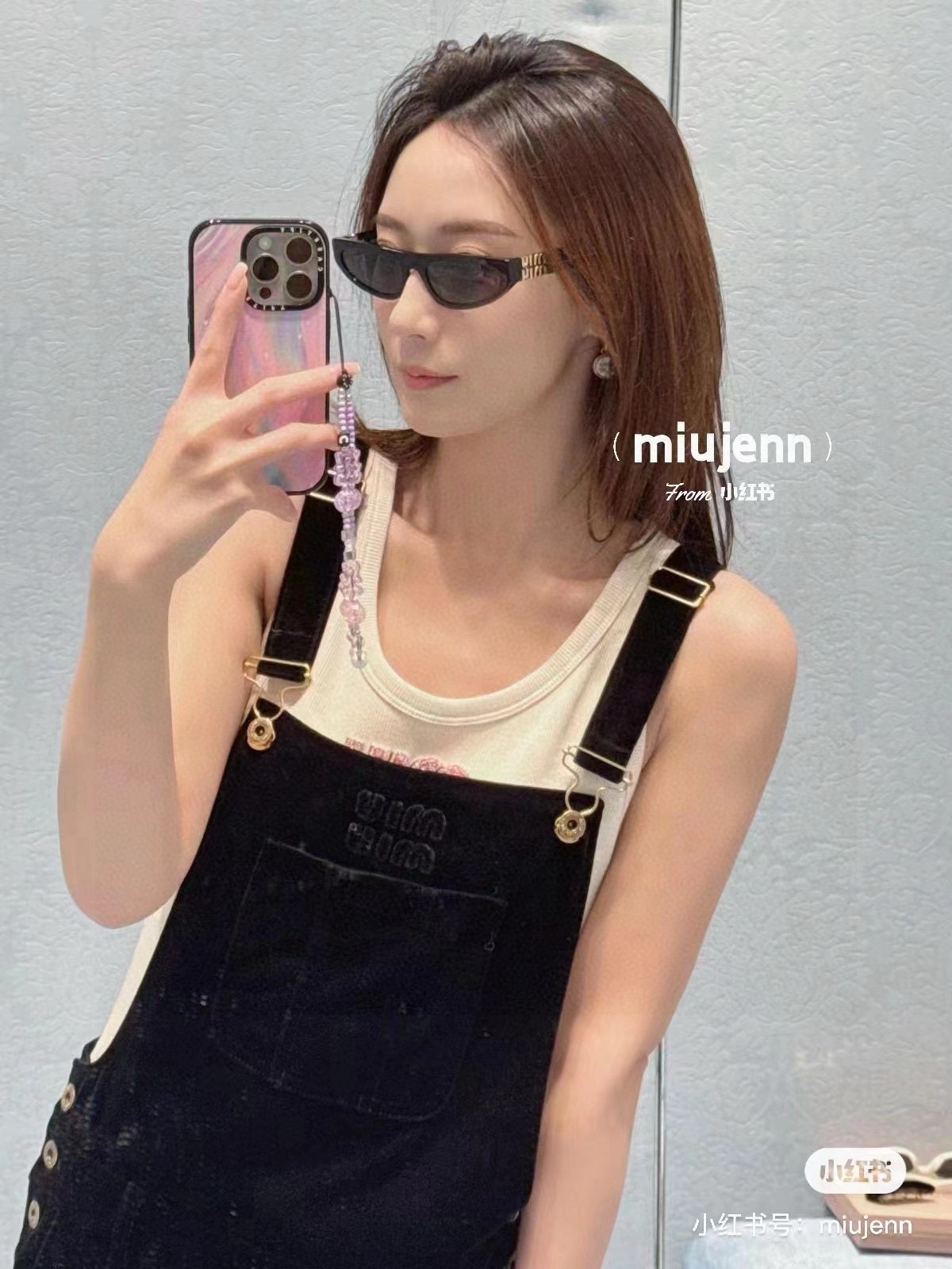 <p>MIUMIU缪缪 新款猫眼框太阳镜 出行必众备多明星同款遮阳镜 </p>
