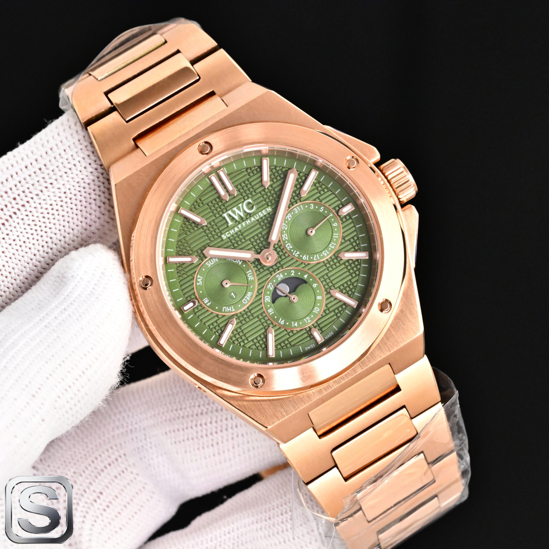 太阳出品 白壳 再一次尽善尽美 IWC 万国 表全新工程师系列 LP2/BJ1 致敬 杰罗 达尊的经典设计 1    机芯 采用82650型自制机芯 其机芯运转稳定 走时精准 几乎零返修 2   表壳 正品开模 1:1完美还原 腕表尺寸41.6mm 整个表壳采用大面积拉丝工艺 醒目的圆形表圈搭配功能性螺丝 太阳出品精致推荐男士多功能机械腕表 立即抢购