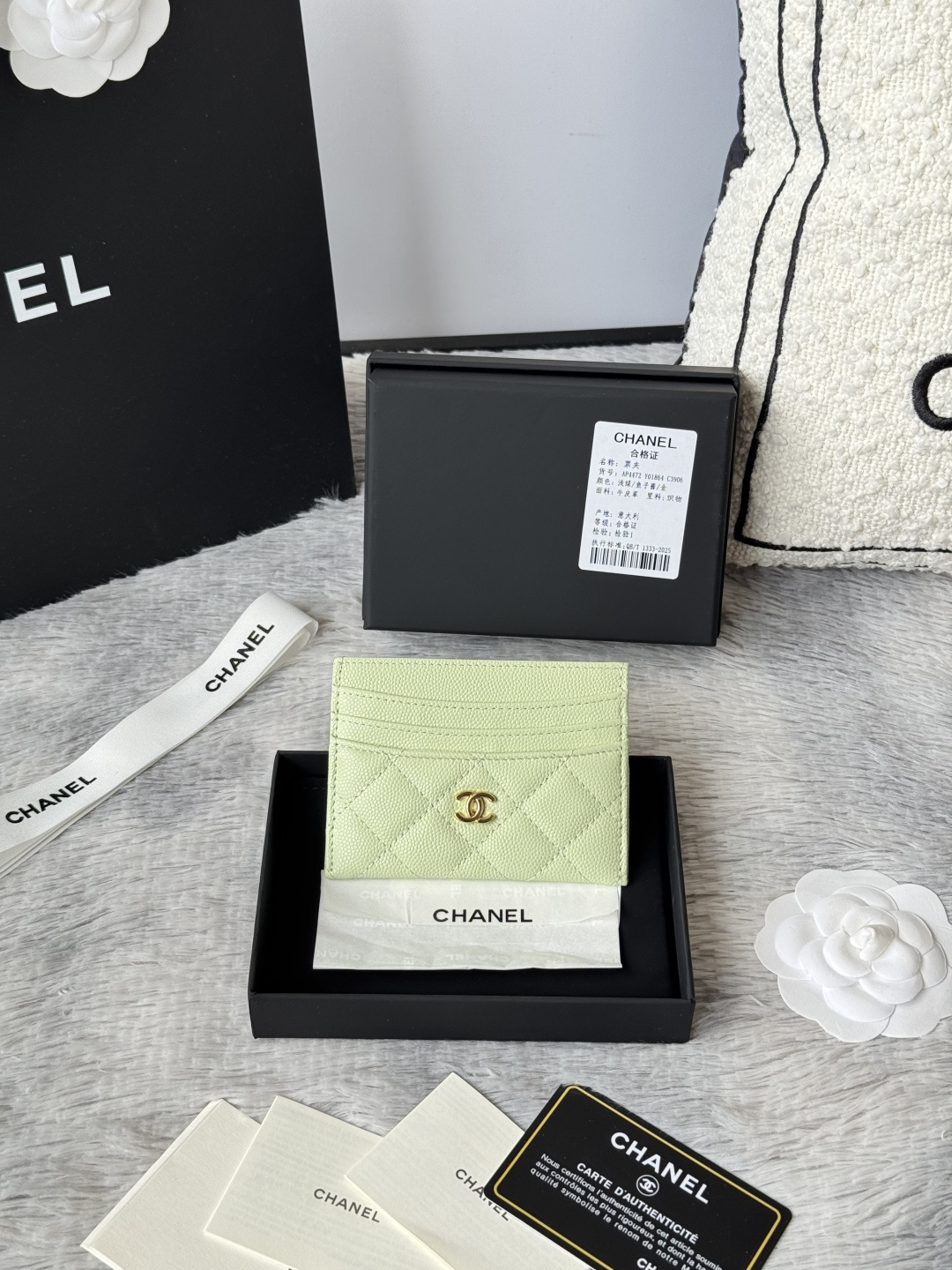  新增彩色 2026新色chanel 新品 卡片包鱼子酱牛皮七个卡位 可放零钱 进口意大利鱼子酱牛皮制作+五金logo 太美了 超爱的 颜色如图所示明 收纳方便快捷 迷你卡包 编号 AP4472 尺寸:w11×h10cm