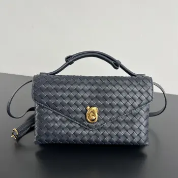 817191 Classic Woven Crossbody Bag Women s Crossbody Bag Replica Bottega Veneta womens bags