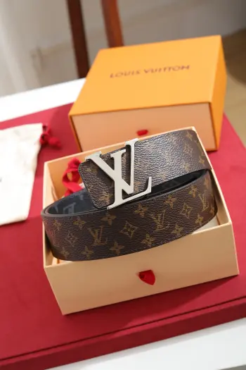 Metal buckle belt for men Replica Louis Vuitton Mens Belts