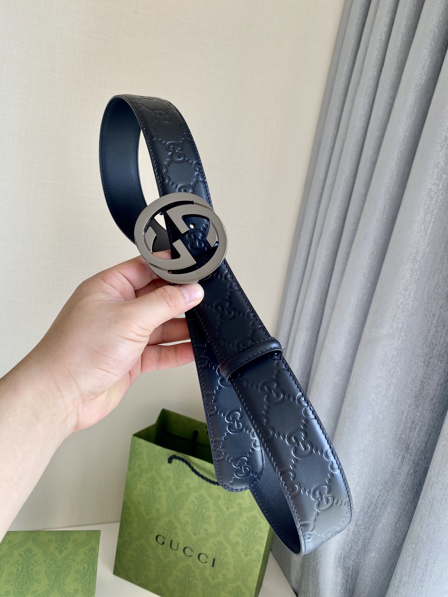 古驰 宽度3.8cm 进口头层皮带身 经典全皮压花 精品双G钢扣